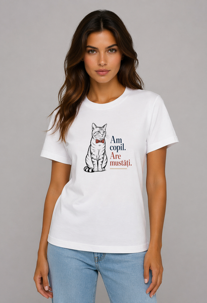 Tricou Basic Dama Am copil. Are mustati
